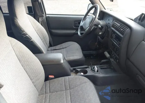 1999 Jeep Cherokee Classic/Sport from USA, damaged, VIN 1J4FF68S1XL599334